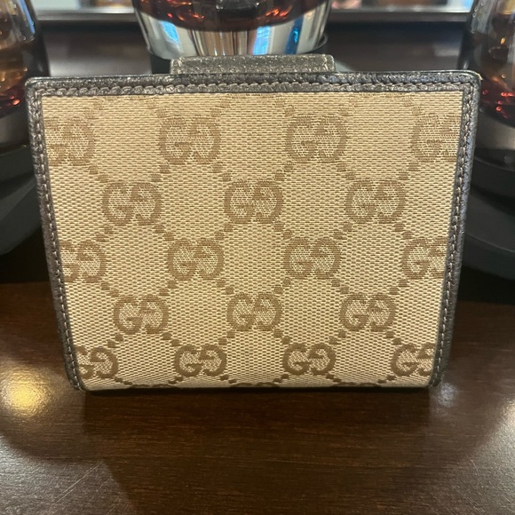 Gucci Monogram Wallet - Picture 3 of 6